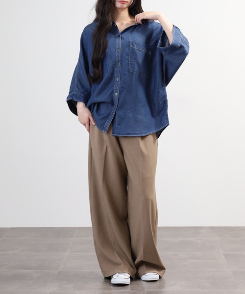 hunch(ハンチ)の「hunch 4.5オンス テンセルデニムドルマンシャツ 半端袖(シャツ/ブラウス・レディース・ブルー/グレー/ライトインディゴブルー・FREE)」の17枚目の写真