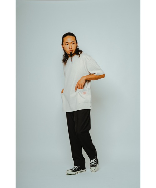 BIG MIKE(ビッグマイク)の「BIG MIKE ビックマイク / ピグメント&ソリット 半袖 ダブルポケットTシャツ ボックスシルエット コットン100% //// 102628510(Tシャツ/カットソー・メンズ・グレー系その他/ライトグレー/スミクロ/ダークブルー/オリーブ・MEDIUM/LARGE/X-LARGE)」の11枚目の写真