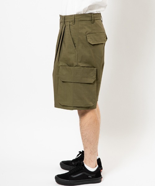 430（フォーサーティ）の「mp14915- ESLOT CARGO SHORTS カーゴショートパンツ(26-096)（その他パンツ・メンズ・カーキ/ブラック/ネイビー・3/2/1）」の5枚目の写真