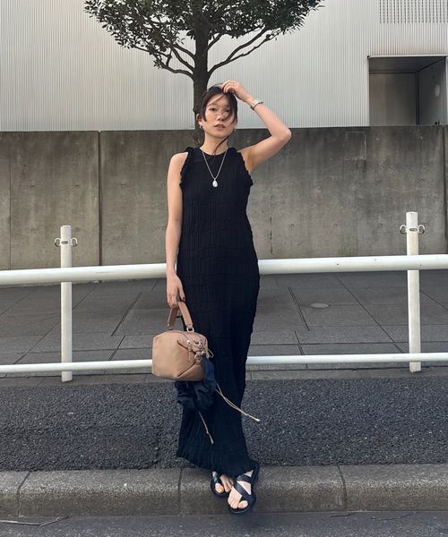 MEDI 2WAY WAVY FRILL KNIT DRESS（ワンピース）｜Ameri（アメリ）の