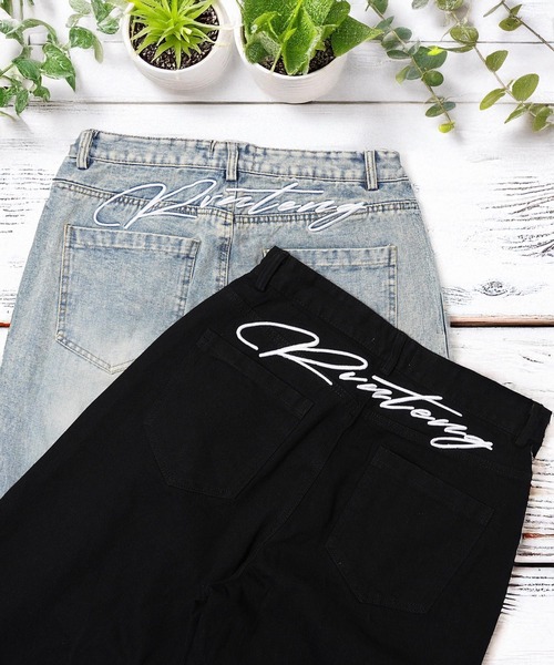 バック刺繍 デニムカーブパンツ / Back-Embroidered Curved-Leg Denim