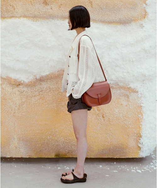 LOW CLASSIC(ロウ クラシック)の「TUCK POINT TURN-UP SHORTS(その他パンツ・レディース・チャコール/カーキ/ライトグレー・L/M/S)」の22枚目の写真