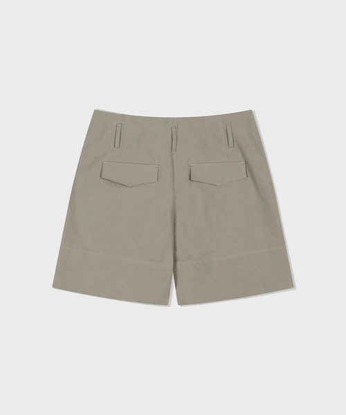 LOW CLASSIC(ロウ クラシック)の「TUCK POINT TURN-UP SHORTS(その他パンツ・レディース・チャコール/カーキ/ライトグレー・L/M/S)」の17枚目の写真