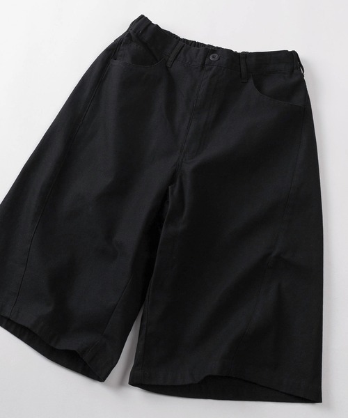 SlashDate(スラッシュデイト)の「【82】カーブシルエット ブラック カモフラ柄 ワイド ショートパンツ/ハーフパンツ/バックシャーリング(その他パンツ・メンズ・ブラウン/グリーン/ブラック/カーキ・S/M/L)」の2枚目の写真