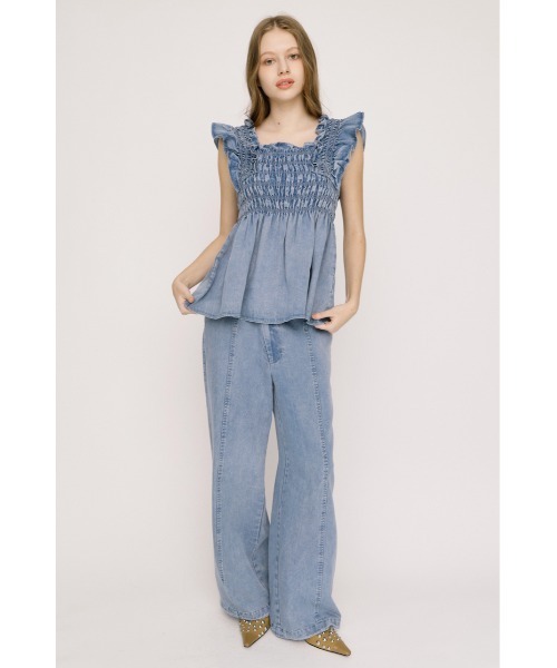 SLY(スライ)の「DENIM ARM FRILL TOPS デニムアームフリルトップス 春服 夏服(シャツ/ブラウス・レディース・ブルー/ライトブルー・FREE)」の4枚目の写真