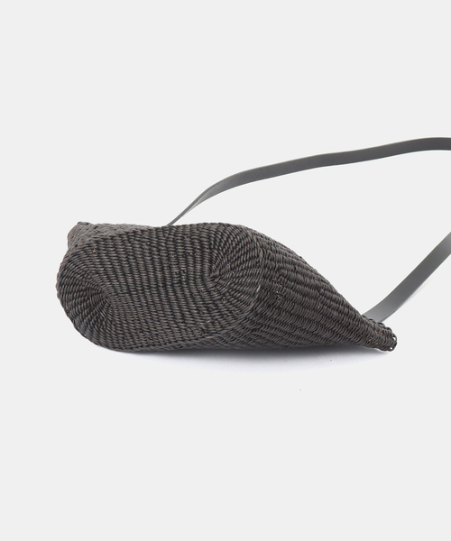 CITYSHOP(シティーショップ)の「INES BRESSAND N.34.S SMALL GOUSSE:かごバッグ(かごバッグ・レディース・ブラック・FREE)」の7枚目の写真