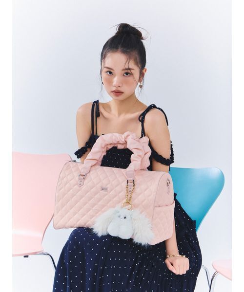 FURFUR(ファーファー)の「撥水ナイロンキルティングキャリーオンボストン(ボストンバッグ・レディース・ピンク/クリーム/ブラック・F)」の8枚目の写真