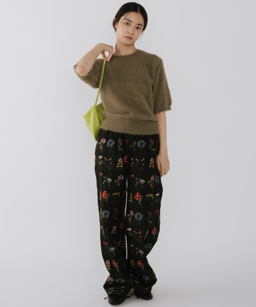 duei(デュイ)の「フラワー刺しゅうイージーパンツ(その他パンツ・レディース・ブラック・FREE)」の7枚目の写真