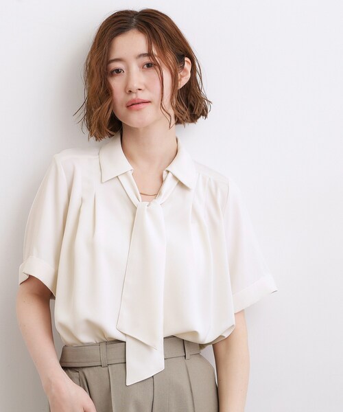 grove(グローブ)の「【洗える】チャーム付きマルチWAYボウタイブラウス(シャツ/ブラウス・レディース・ブラック系1/サックスブルー/オフホワイト/アイボリー系1・03/02/01/05/04)」の6枚目の写真