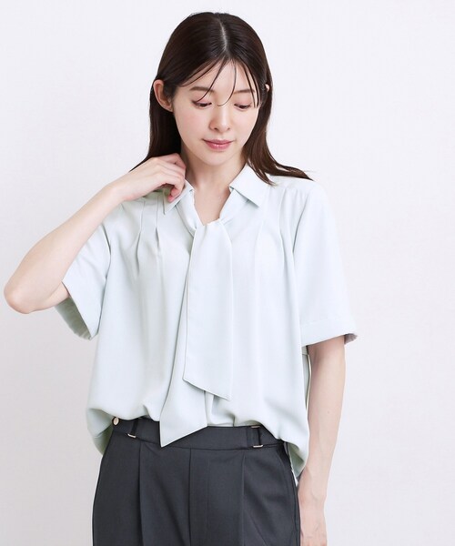 grove(グローブ)の「【洗える】チャーム付きマルチWAYボウタイブラウス(シャツ/ブラウス・レディース・ブラック系1/サックスブルー/オフホワイト/アイボリー系1・03/02/01/05/04)」の20枚目の写真
