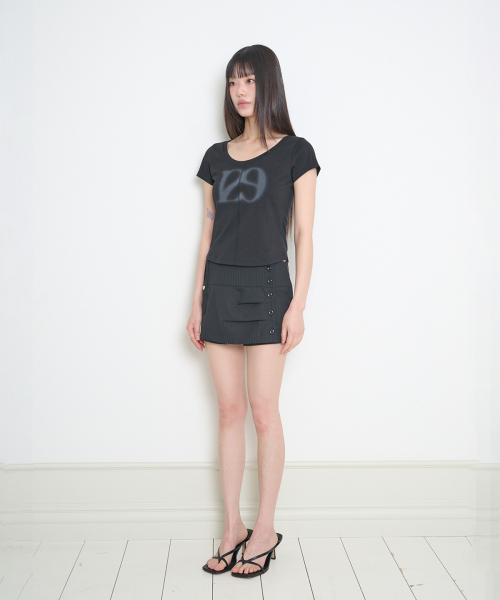 ILLIGO（イリゴ）の「129 ベーシックスリムTシャツ ブラック（Tシャツ/カットソー・レディース・その他・OS）」の9枚目の写真