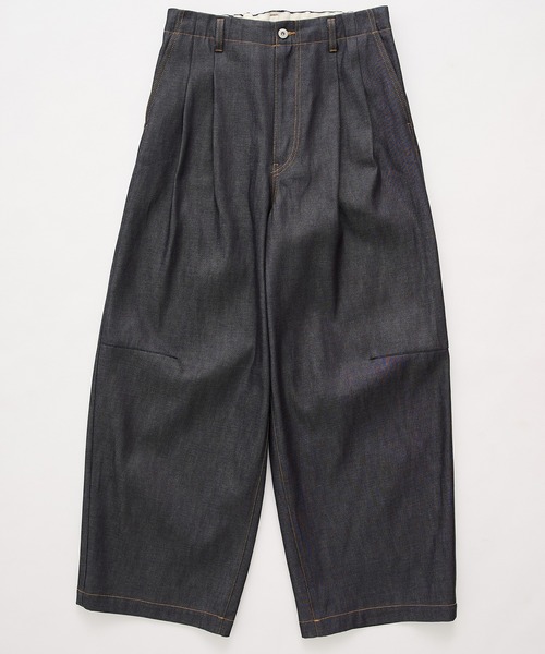 UNITED TOKYO（ユナイテッドトウキョウ）の「【数量限定】SUPIMA DENIM バギーパンツ　｜夏服/ワイド/ウエスト調節可/タック（デニムパンツ・メンズ・ブラック/ダークインディゴブルー・1/2）」の16枚目の写真