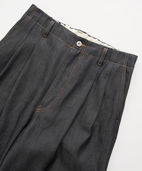 UNITED TOKYO（ユナイテッドトウキョウ）の「【数量限定】SUPIMA DENIM バギーパンツ　｜夏服/ワイド/ウエスト調節可/タック（デニムパンツ・メンズ・ブラック/ダークインディゴブルー・1/2）」の18枚目の写真
