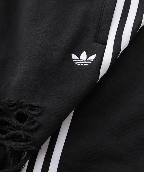 adidas Originals（アディダスオリジナルス）の「adidas originals / アディダス オリジナルス DISTRESSED JOGGERS（スウェットパンツ・レディース・グレー/ブラック・LARGE/MEDIUM）」の10枚目の写真