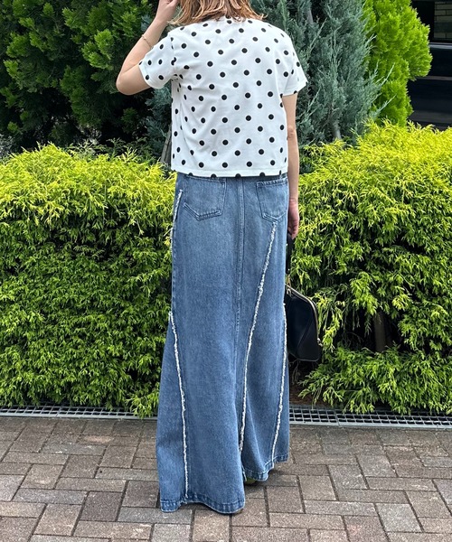 mi via loca(ミヴィアロカ)の「ドット柄コンパクト フライス TOPS(Tシャツ/カットソー・レディース・ブラック/オフホワイト・FREE)」の11枚目の写真