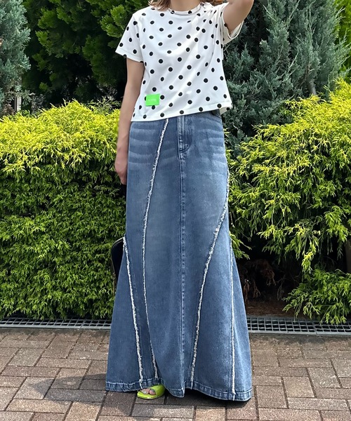 mi via loca(ミヴィアロカ)の「ドット柄コンパクト フライス TOPS(Tシャツ/カットソー・レディース・ブラック/オフホワイト・FREE)」の9枚目の写真