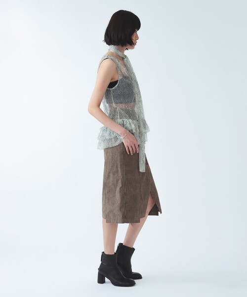 Ray BEAMS(レイビームス)の「コーデュロイ アシンメトリー ジップ スカート(スカート・レディース・ブラウン/オリーブ・1/0)」の10枚目の写真