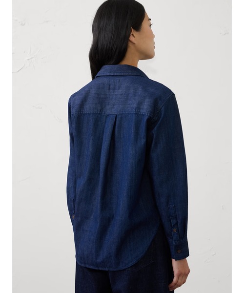 BANANA REPUBLIC FACTORY STORE(バナナリパブリック ファクトリーストア)の「BANANA REPUBLIC FACTORY STORE デニムシャツ(シャツ/ブラウス・レディース・ブルー/インディゴブルー・XS/S/M/L)」の4枚目の写真