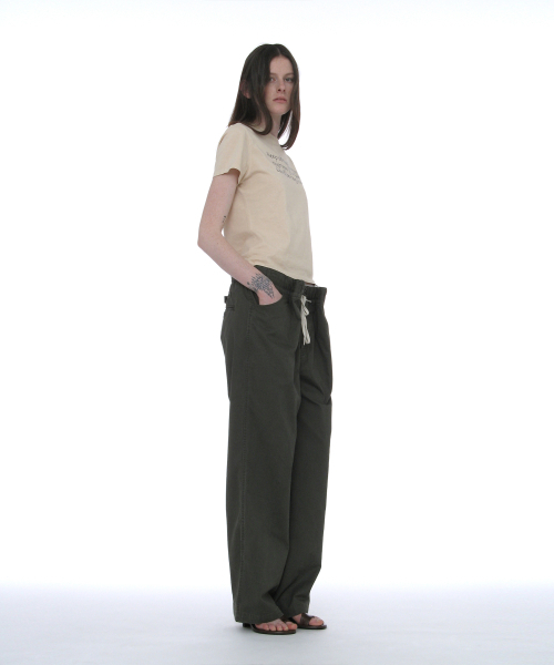 PARTIMENTO WOMEN（パルティメントウィメン）の「ウォッシュドドローストリングチノパンツ_カーキグリーン（その他パンツ・レディース・その他・SMALL/MEDIUM）」の2枚目の写真
