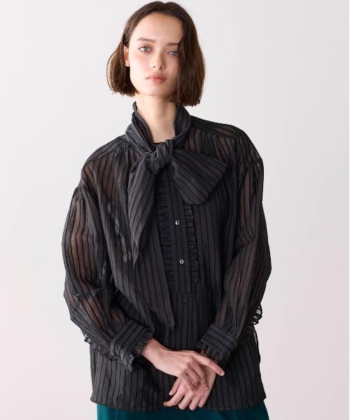 Marilyn Moon(マリリンムーン)の「sheer velour 2way tie shirt(シャツ/ブラウス・レディース・ブラック/グレー/グリーン・FREE)」の1枚目の写真
