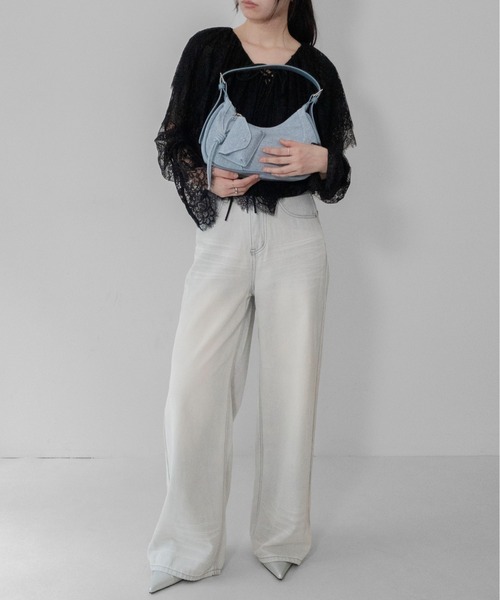 on:nue（オンニュ）の「【on:nue】[ミニポーチ/肩紐付] ハーフムーンショルダーバッグ /26-27 AW COLLECTION（ショルダーバッグ・レディース・ブラック/ベージュ/ブルー/アイボリー・FREE）」の20枚目の写真