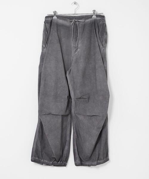 URBAN RESEARCH Sonny Label（アーバンリサーチサニーレーベル）の「ARMY TWILL　UNEVEN DYEING OVER PANTS（その他パンツ・メンズ・チャコールグレー・MEDIUM）」の8枚目の写真