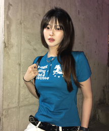 UNTITLED SEOUL（アンタイトル ソウル）の「ユニコーン ヘンリーネック クロップ 半袖 フル ブルー（Tシャツ/カットソー）」