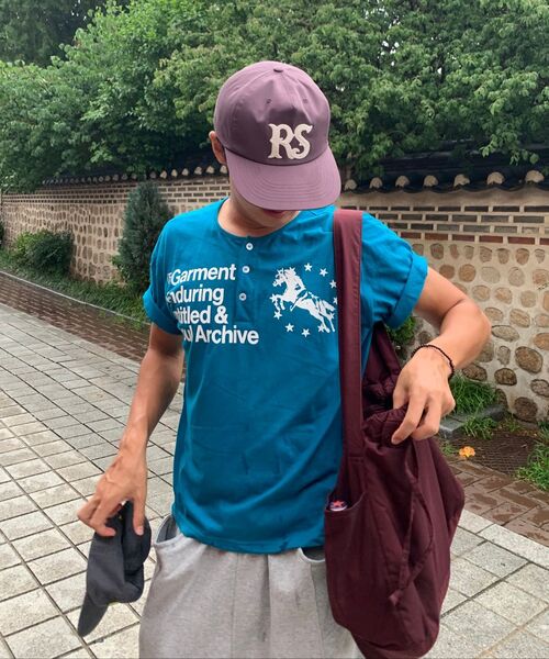 UNTITLED SEOUL（アンタイトル ソウル）の「ユニコーン ヘンリーネック クロップ 半袖 フル ブルー（Tシャツ/カットソー・レディース・その他・SMALL/MEDIUM）」の11枚目の写真