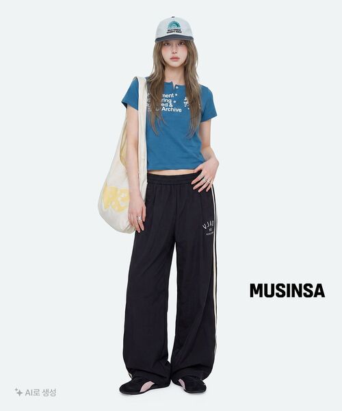 UNTITLED SEOUL（アンタイトル ソウル）の「ユニコーン ヘンリーネック クロップ 半袖 フル ブルー（Tシャツ/カットソー・レディース・その他・SMALL/MEDIUM）」の2枚目の写真