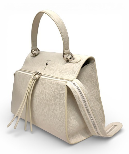 ASH(アッシュ)の「【no:rae / ノラエ】CM24 2WAYハンドバッグ(ハンドバッグ・レディース・アイボリー/ブラック・ONE SIZE)」の9枚目の写真