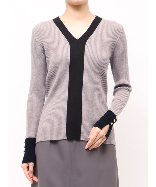 TONAL(トーナル)の「ウォッシャブルウールVネックニット(ニット/セーター・レディース・ライトブルー/オフホワイト/ブラック/ピンク/グレー・MEDIUM)」の3枚目の写真