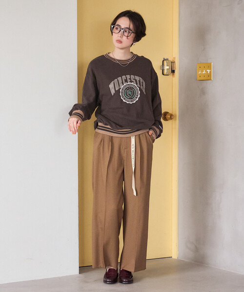FREAK'S STORE(フリークスストア)の「FRUIT OF THE LOOM×FREAK'S STORE/フルーツオブザルーム 別注 チェック柄 タックワイドパンツ(スラックス・レディース・チャコール/ブラウン/ベージュ・SMALL/MEDIUM)」の6枚目の写真