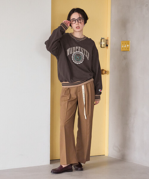 FREAK'S STORE(フリークスストア)の「FRUIT OF THE LOOM×FREAK'S STORE/フルーツオブザルーム 別注 チェック柄 タックワイドパンツ(スラックス・レディース・チャコール/ブラウン/ベージュ・SMALL/MEDIUM)」の10枚目の写真
