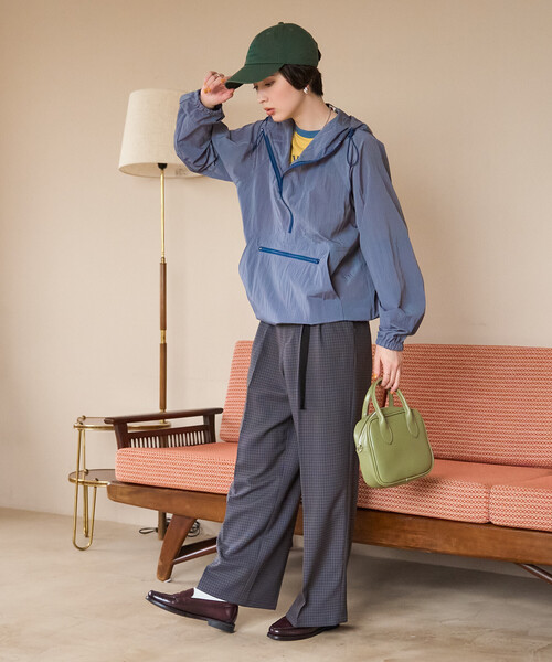 FREAK'S STORE(フリークスストア)の「FRUIT OF THE LOOM×FREAK'S STORE/フルーツオブザルーム 別注 チェック柄 タックワイドパンツ(スラックス・レディース・チャコール/ブラウン/ベージュ・SMALL/MEDIUM)」の20枚目の写真