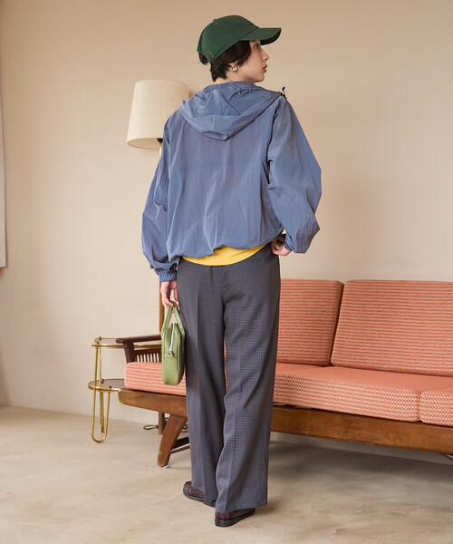 FREAK'S STORE(フリークスストア)の「FRUIT OF THE LOOM×FREAK'S STORE/フルーツオブザルーム 別注 チェック柄 タックワイドパンツ(スラックス・レディース・チャコール/ブラウン/ベージュ・SMALL/MEDIUM)」の22枚目の写真
