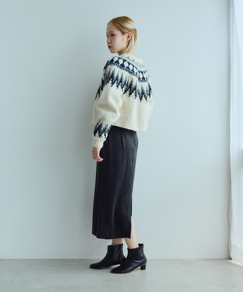 IENA LA BOUCLE（イエナラブークル）の「IENA LA BOUCLE ノルディックハンドニットカーディガン（カーディガン/ボレロ・レディース・ライトグレー/ホワイト×ホワイト・FREE）」の2枚目の写真