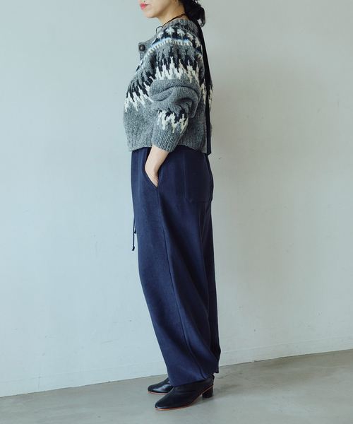 IENA LA BOUCLE（イエナラブークル）の「IENA LA BOUCLE ノルディックハンドニットカーディガン（カーディガン/ボレロ・レディース・ライトグレー/ホワイト×ホワイト・FREE）」の10枚目の写真