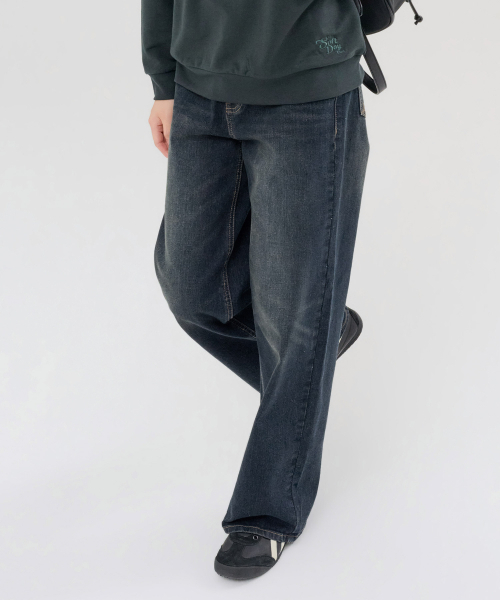 CHASECULT(チェイスカルト)の「レディース Dトーンウォッシュ ワイドデニム-FERG2363B04(デニムパンツ・レディース・ネイビー・74/76/67/70/64)」の2枚目の写真