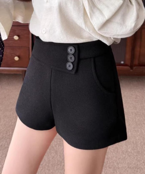 Vipoa(ヴィポア)の「Wool blend short pants(その他パンツ・レディース・グレー/ブラック・LARGE/MEDIUM)」の3枚目の写真