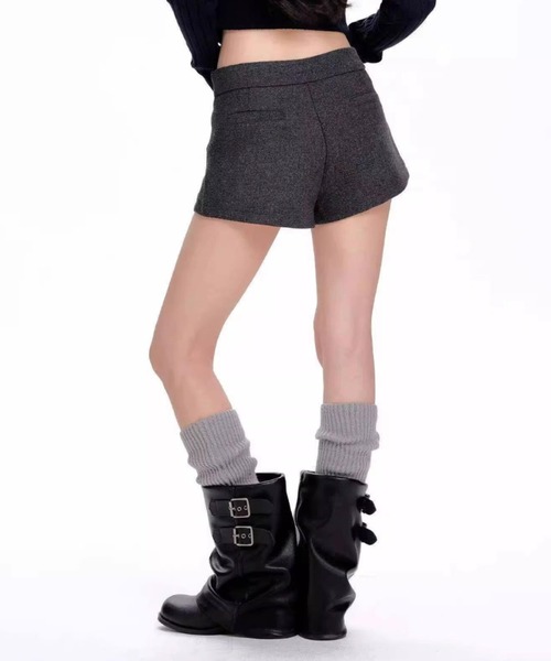 Vipoa(ヴィポア)の「Wool blend short pants(その他パンツ・レディース・グレー/ブラック・LARGE/MEDIUM)」の21枚目の写真