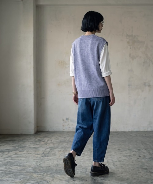 STYLE DELI（スタイルデリ）の「【BLK001】ドライタッチＶネックベスト（ベスト・レディース・ブルー/グレー/ブラック・FREE）」の11枚目の写真