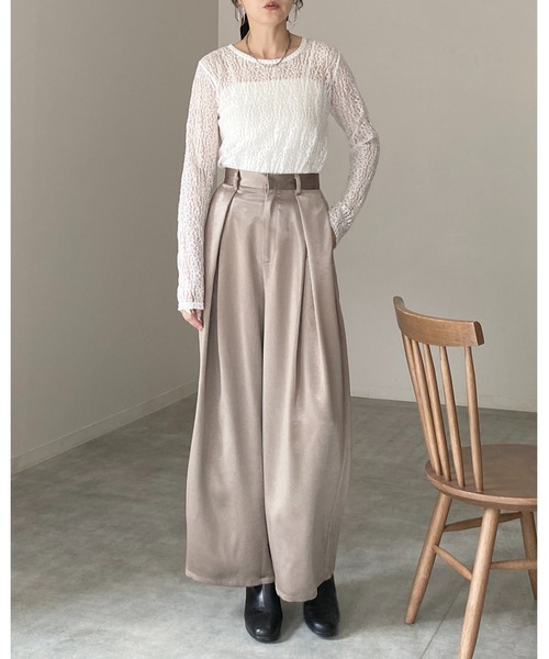 She's Closet(シーズクローゼット)の「長袖 クルーネック レース シアートップス ロングTシャツ(Tシャツ/カットソー・レディース・ブラック/ホワイト/アイボリー・FREE)」の12枚目の写真