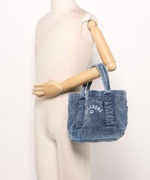 BILLABONG（ビラボン）の「BILLABONG ウィメンズ CORDUROY MINI TOTE BAG トートバッグ 【2026年秋冬モデル】（トートバッグ・レディース・アイボリー/ブルー系その他/ブラック/ブラウン/インディゴブルー・FREE）」の8枚目の写真