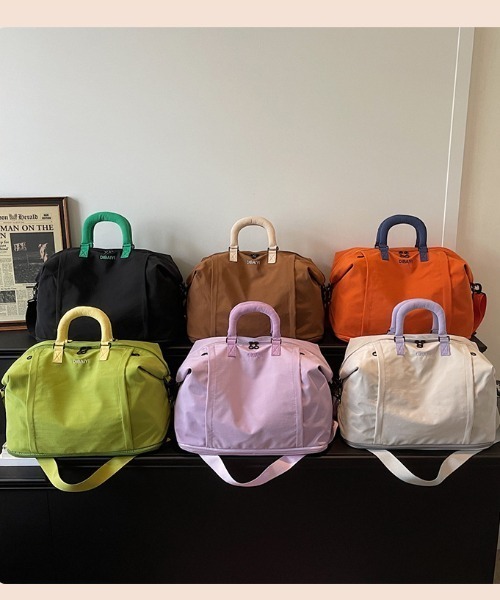 Alum'(アルム)の「【キャリーオン対応】バイカラーハンドル 2way大容量トラベルボストンバッグ(ボストンバッグ・レディース・ブラウン/パープル/ブラック/グレー/オレンジ/グリーン・FREE)」の11枚目の写真