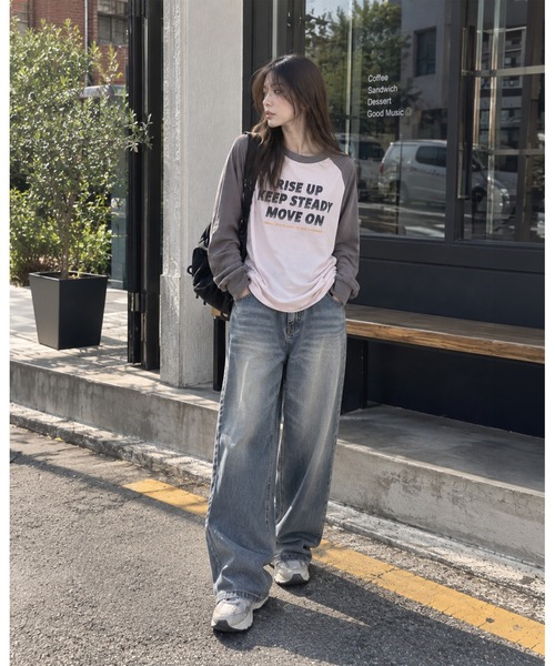 UNDERWRAPS(アンダーラップス)の「選べるデザイン 前後ロゴプリント 配色カラー ロンT 長袖Tシャツ(Tシャツ/カットソー・レディース・I/H/B/A/G/F/E/D/C・M/L)」の6枚目の写真