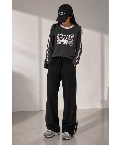 UNDERWRAPS(アンダーラップス)の「選べるデザイン 前後ロゴプリント 配色カラー ロンT 長袖Tシャツ(Tシャツ/カットソー・レディース・I/H/B/A/G/F/E/D/C・M/L)」の8枚目の写真