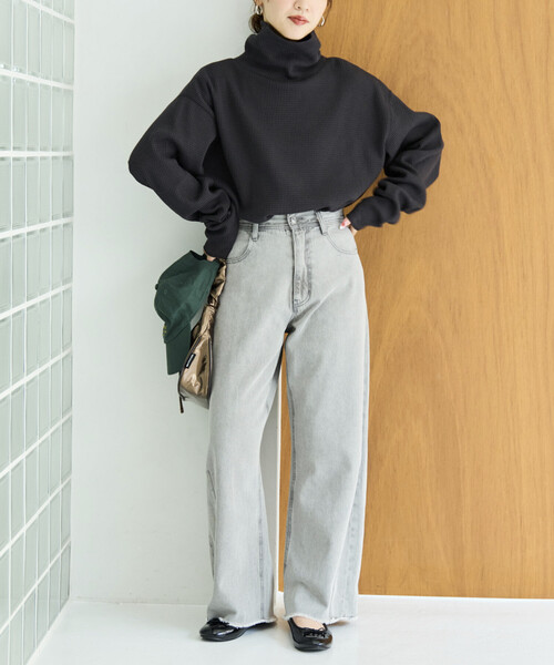 FREAK'S STORE(フリークスストア)の「限定展開 ヘビー ワッフル タートルネック チュニック プルオーバー(Tシャツ/カットソー・レディース・チャコール/グレー/ベージュ/オフホワイト/ブラウン/オリーブ・フリ-)」の17枚目の写真