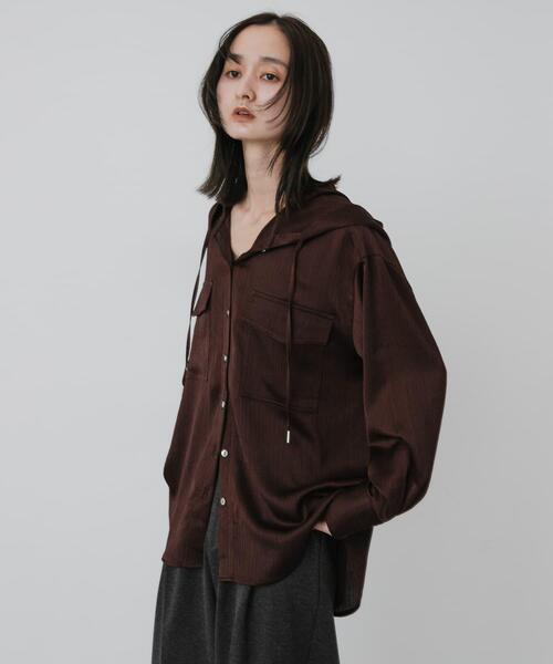 SENSE OF PLACE by URBAN RESEARCH(センスオブプレイスバイアーバンリサーチ)の「サテンフーディシャツ(シャツ/ブラウス・レディース・ブラウン/ピンク/ライトベージュ・ONE)」の6枚目の写真