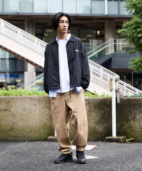 FREAK'S STORE(フリークスストア)の「限定展開 ナイロン コーチジャケット(ブルゾン・メンズ・ブラック/チャコールグレー/ベージュ/ネイビー・MEDIUM/LARGE/SMALL)」の18枚目の写真