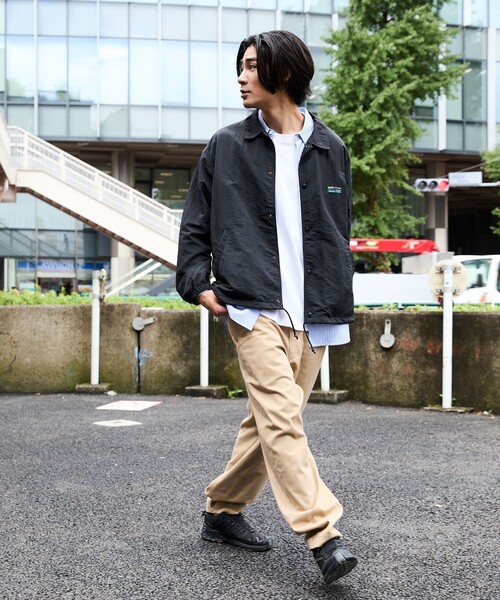 FREAK'S STORE(フリークスストア)の「限定展開 ナイロン コーチジャケット(ブルゾン・メンズ・ブラック/チャコールグレー/ベージュ/ネイビー・MEDIUM/LARGE/SMALL)」の21枚目の写真